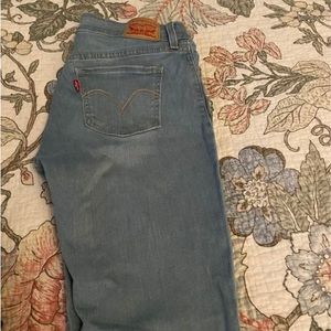Levi’s size 31 Jean